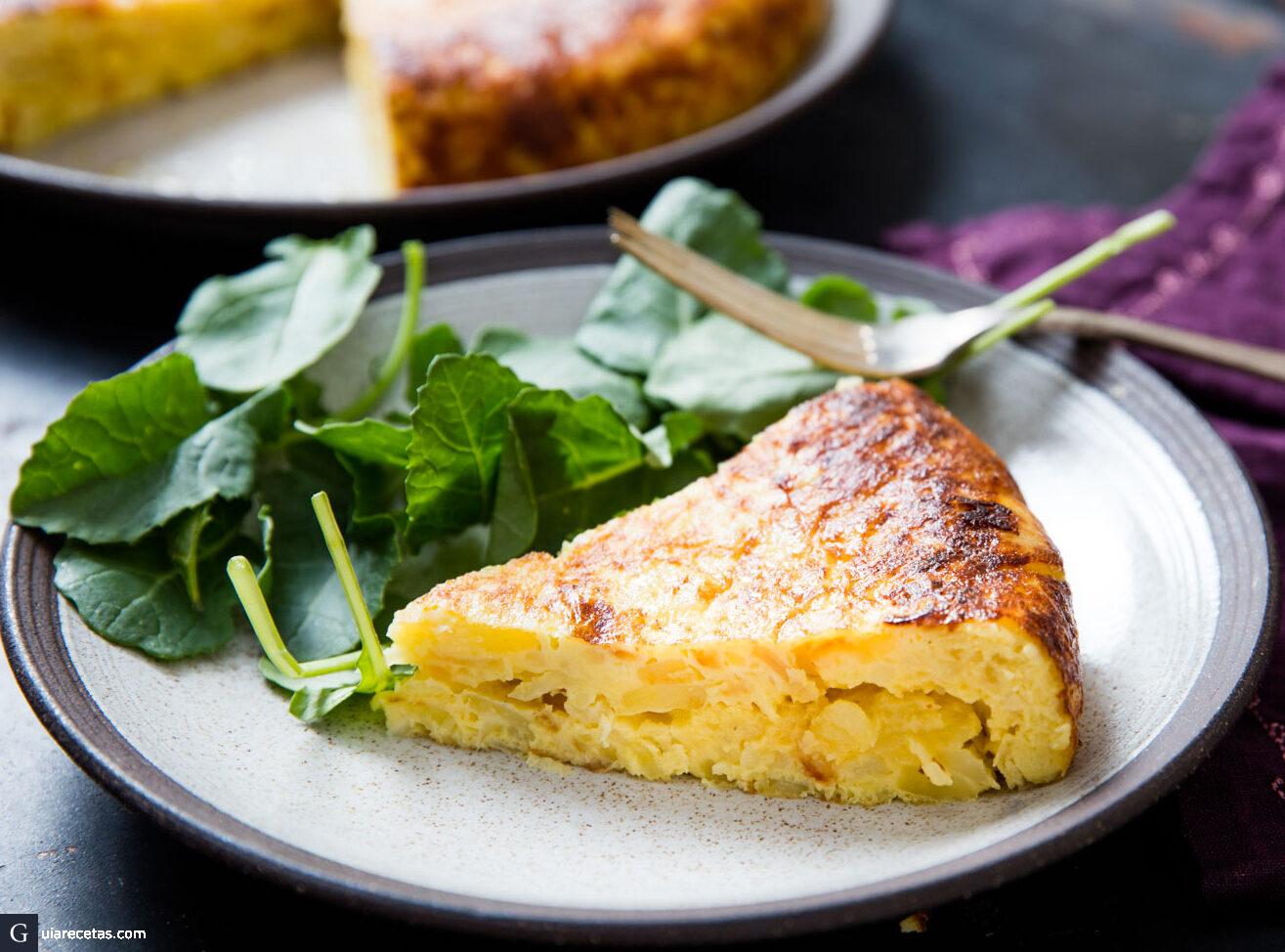 Tortilla de Patata Española: Receta Tradicional - Guía Recetas